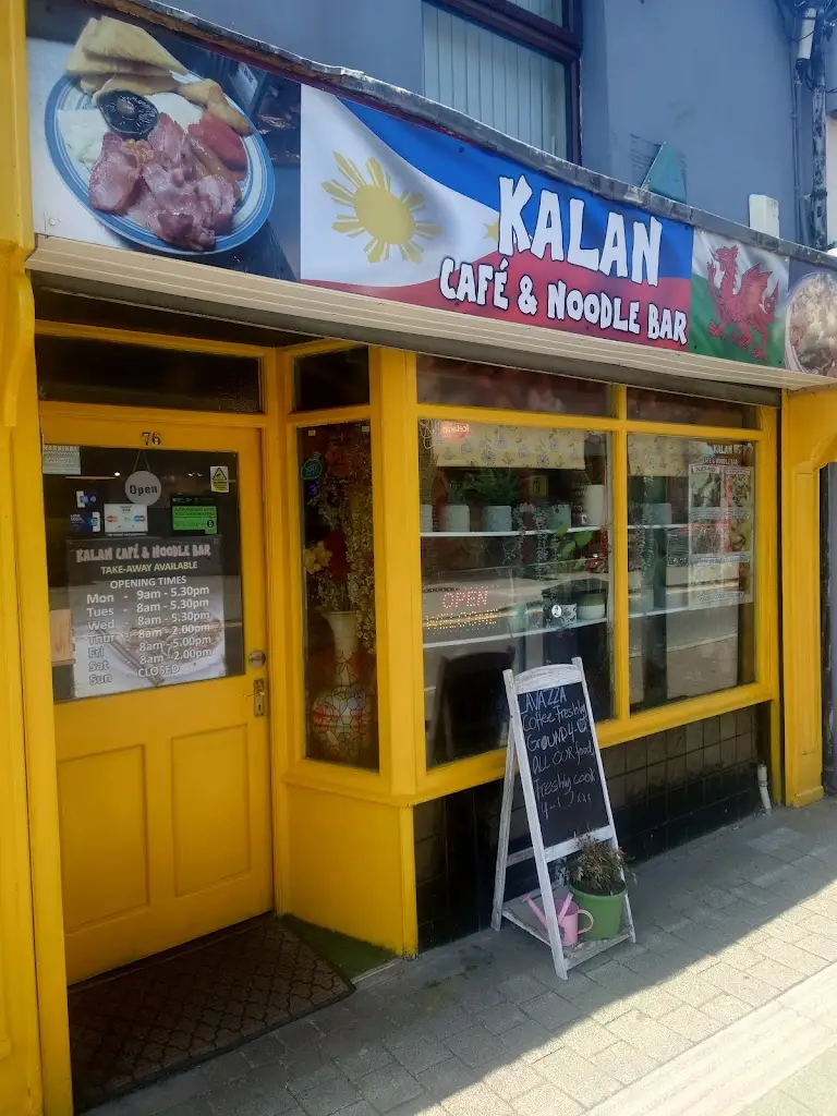 Kalan Café and Noodle bar restaurant in Mountain Ash