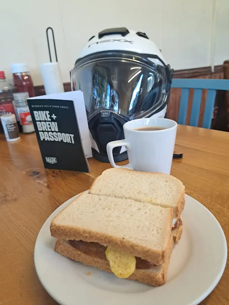 John Bonnett_Riverside Cafe_Llanidloes_review