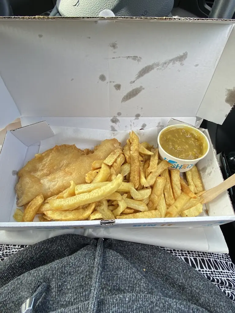 Ginger Sisters formerly Evans's Fish Bar_Llanidloes_slider_image_1