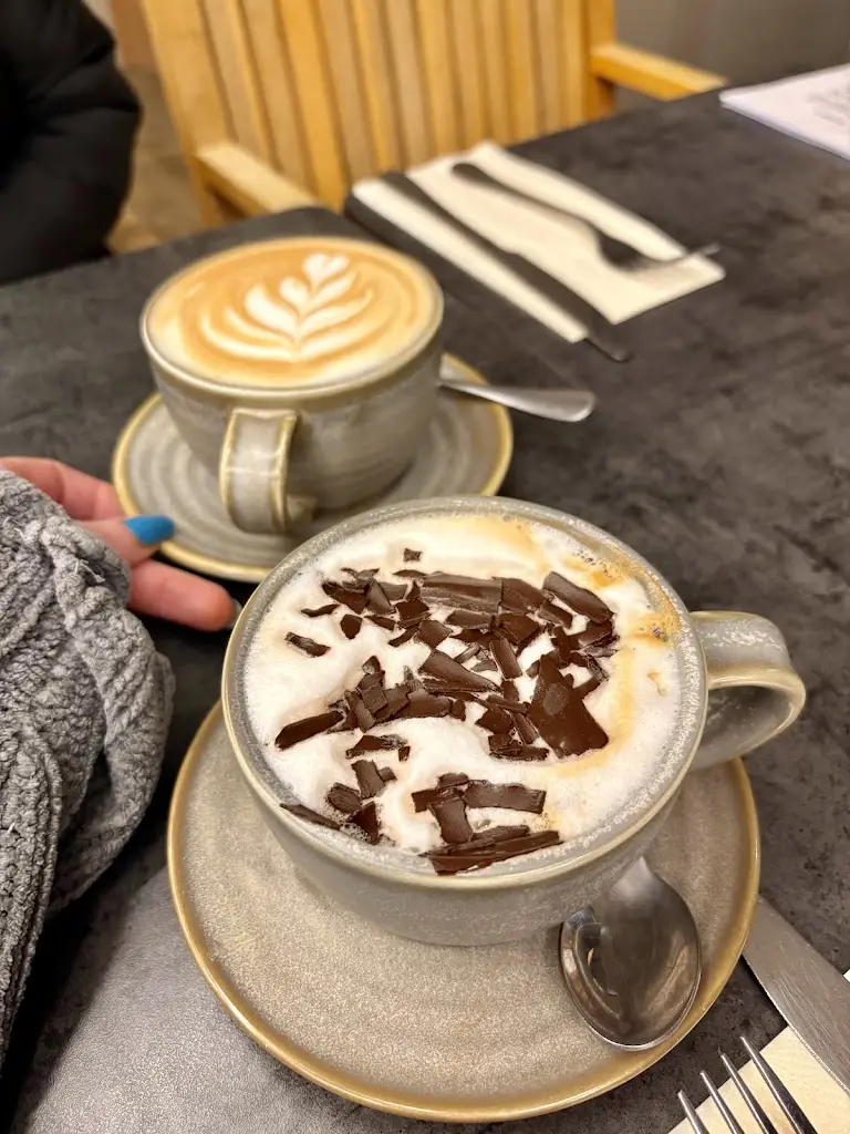 Victoria Heard_Okapi Kitchen_Blaby_review