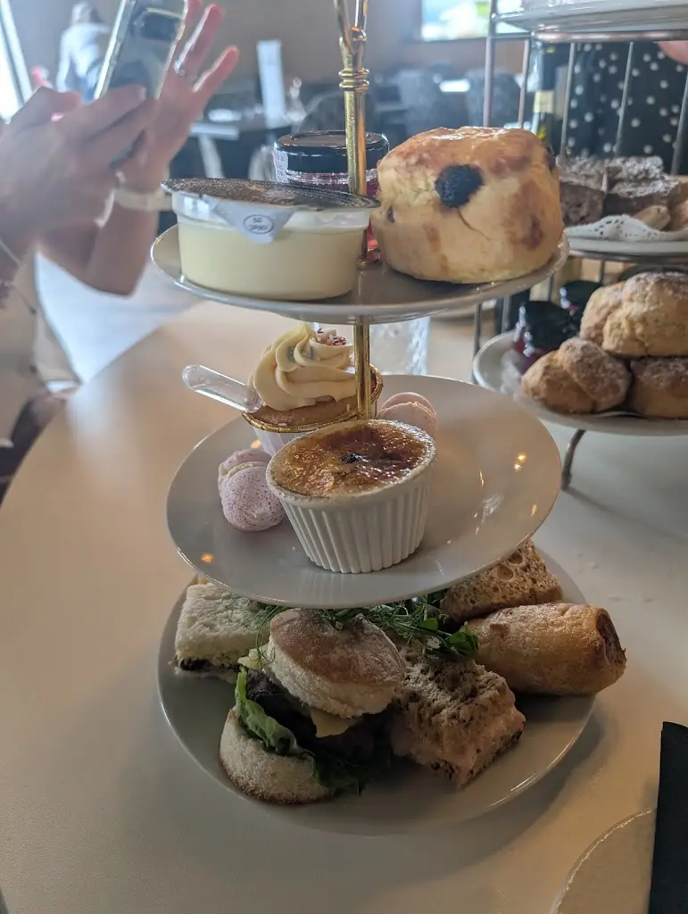 Sabrina Cadman_Arthurs Restaurant & Bar_Llanidloes_review