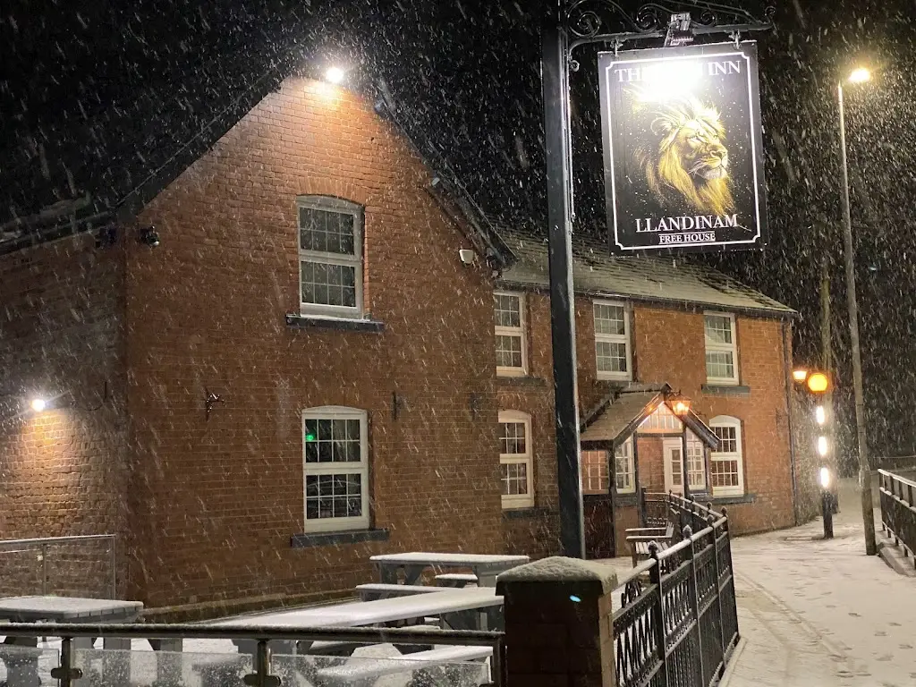 The Lion Inn Llandinam_Llanidloes_slider_image_3