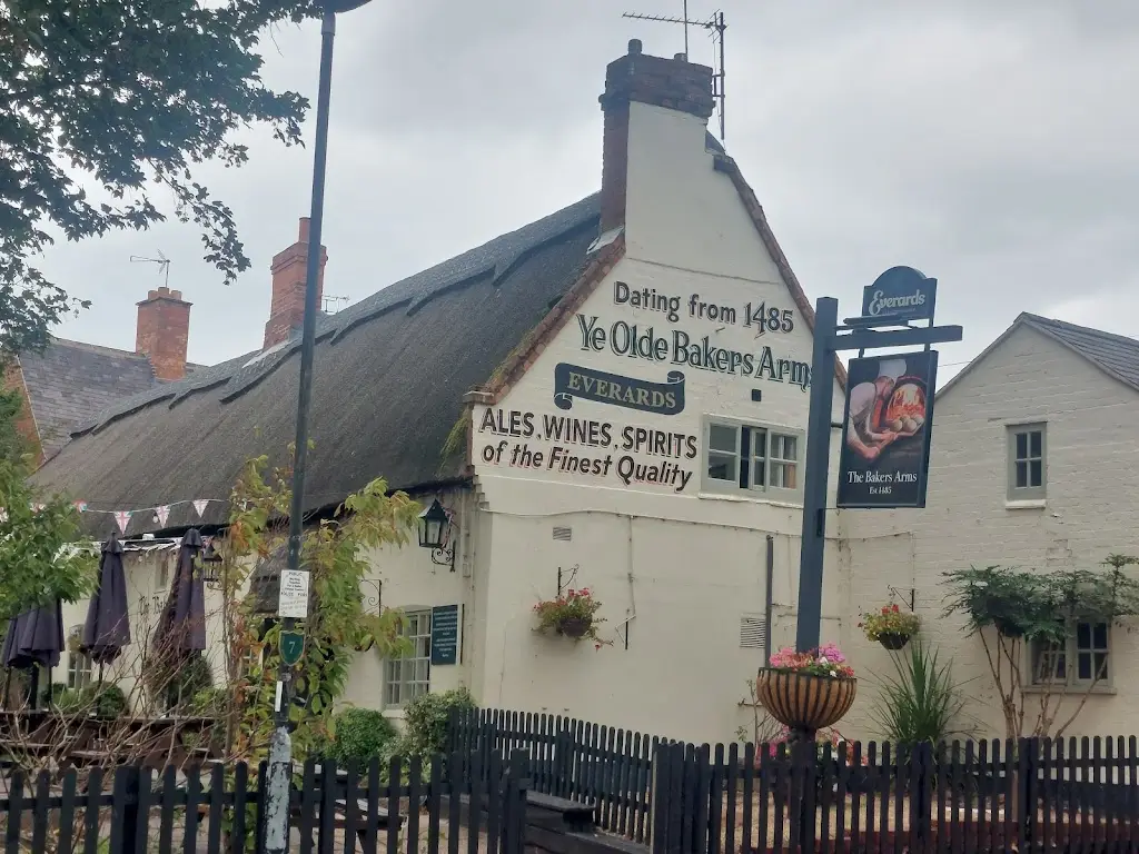 Tom Henderson_The Bakers Arms Inn_Blaby_review
