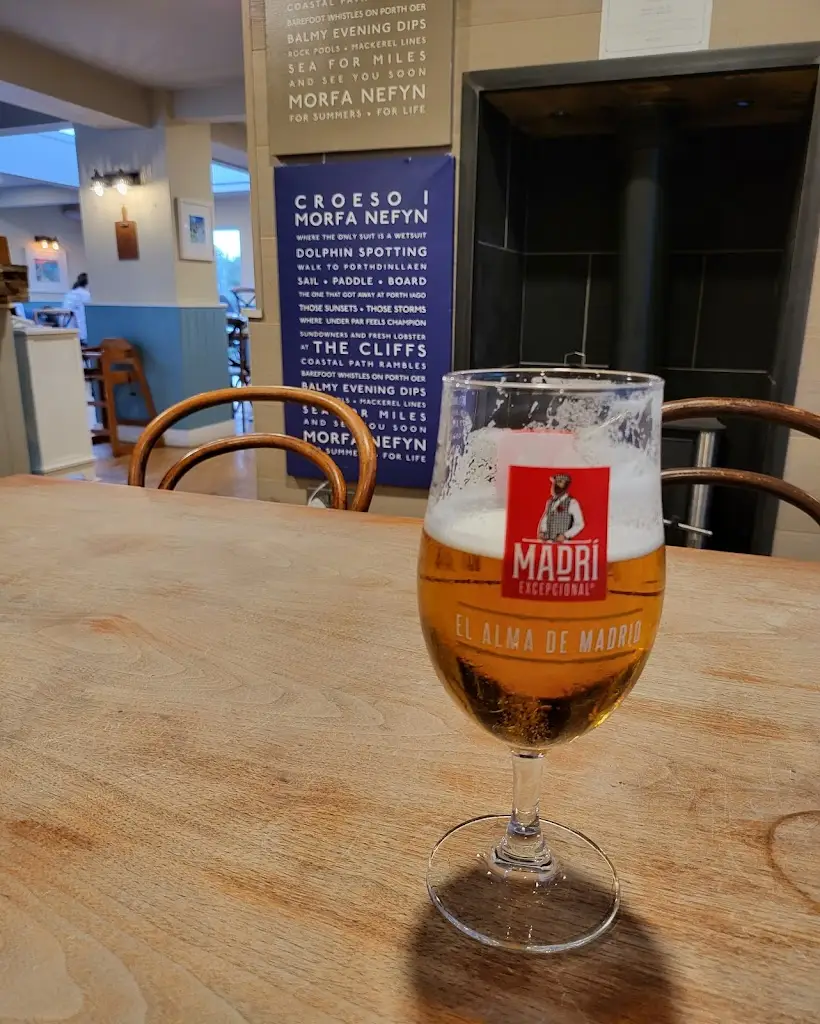 Menu_The Cliffs Restaurant & Bar_Nefyn_image_5