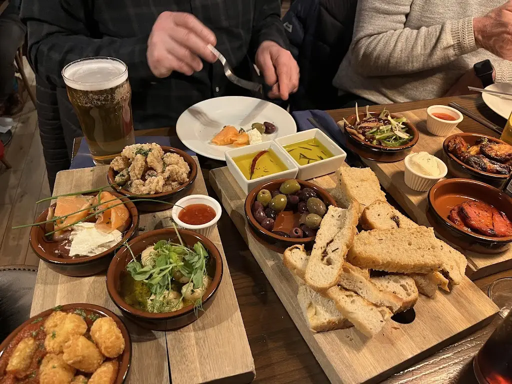 Menu_The Cliffs Restaurant & Bar_Nefyn_image_7