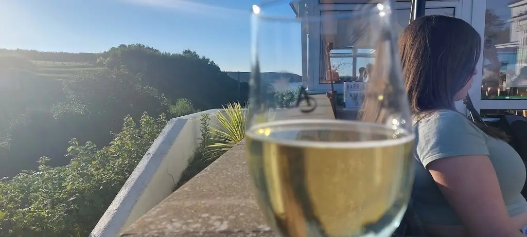 Menu_The Cliffs Restaurant & Bar_Nefyn_image_9