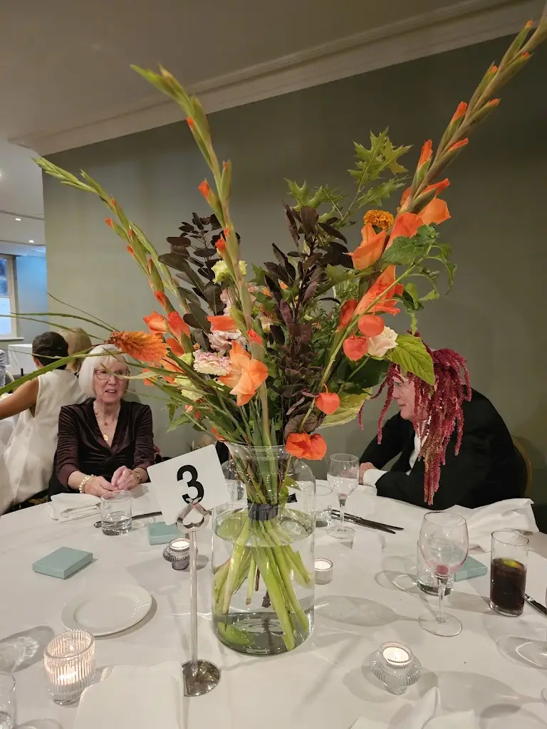 Wayne bly_The Celtic Arms_Northop_review