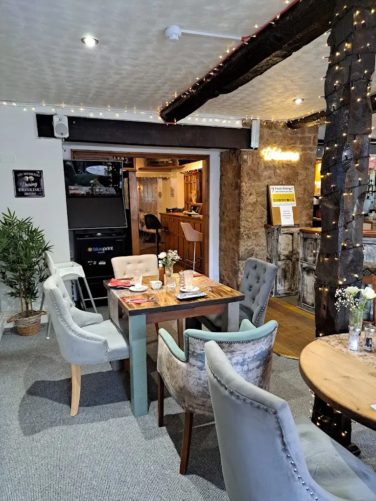 Gillian Grey_The Red Lion at Northop_Northop_Bewertung