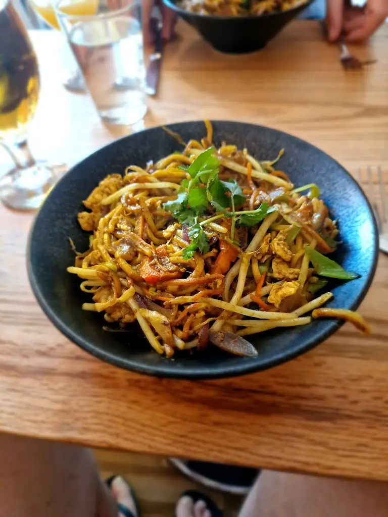 Kristian Snelling_9Thai_Newtown_review