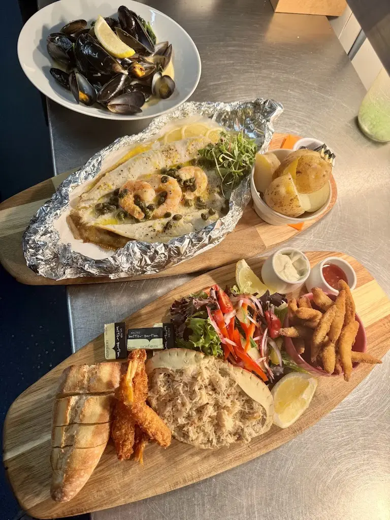 The Galley - Neyland Yacht Club_Neyland_slider_image_3