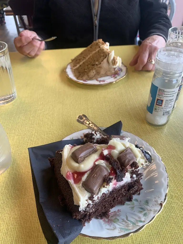 Peter Davies_Manillas.food_Neyland_review