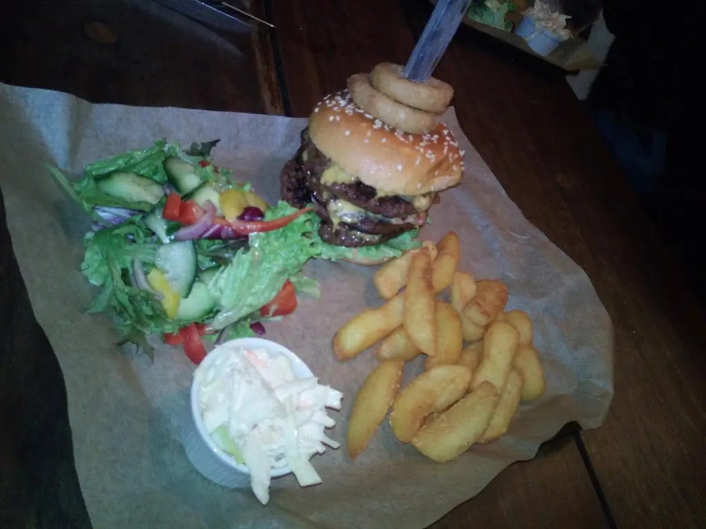 Menu_Three Horseshoes Cenarth_Newcastle Emlyn_image_7