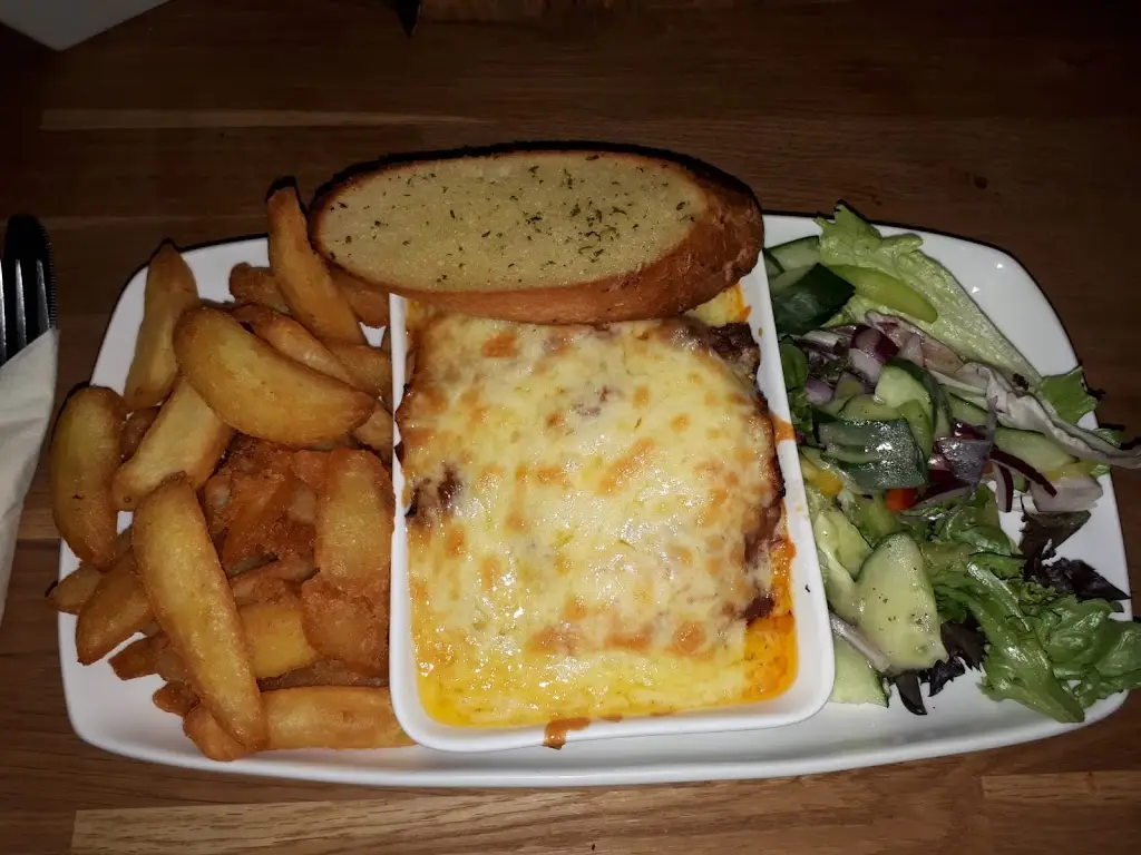 Menu_Three Horseshoes Cenarth_Newcastle Emlyn_image_9