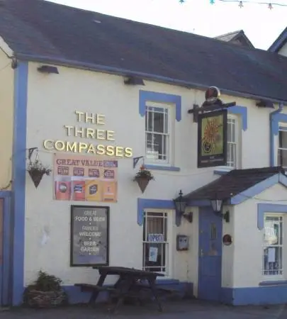 The Three Compasses_Newcastle Emlyn_slider_image_2