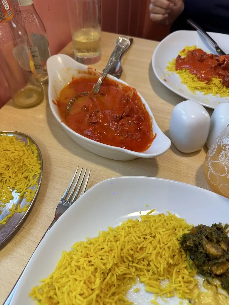 Menu_MOES SPICE LTD_Newcastle Emlyn_image_3