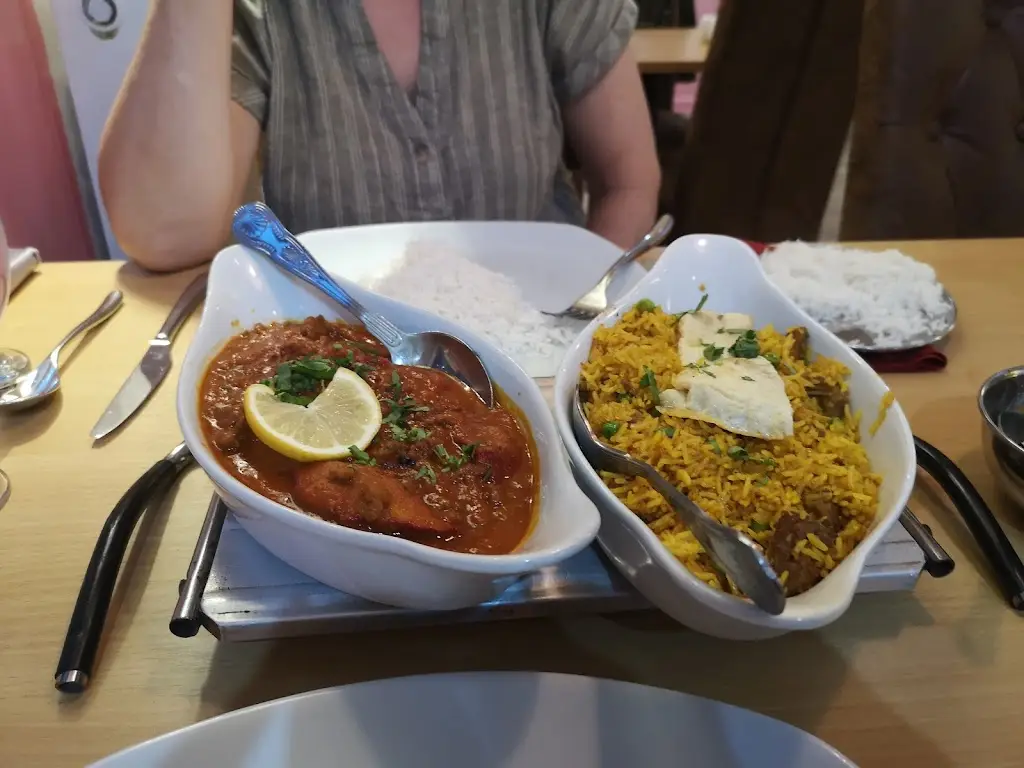 Menu_MOES SPICE LTD_Newcastle Emlyn_image_6