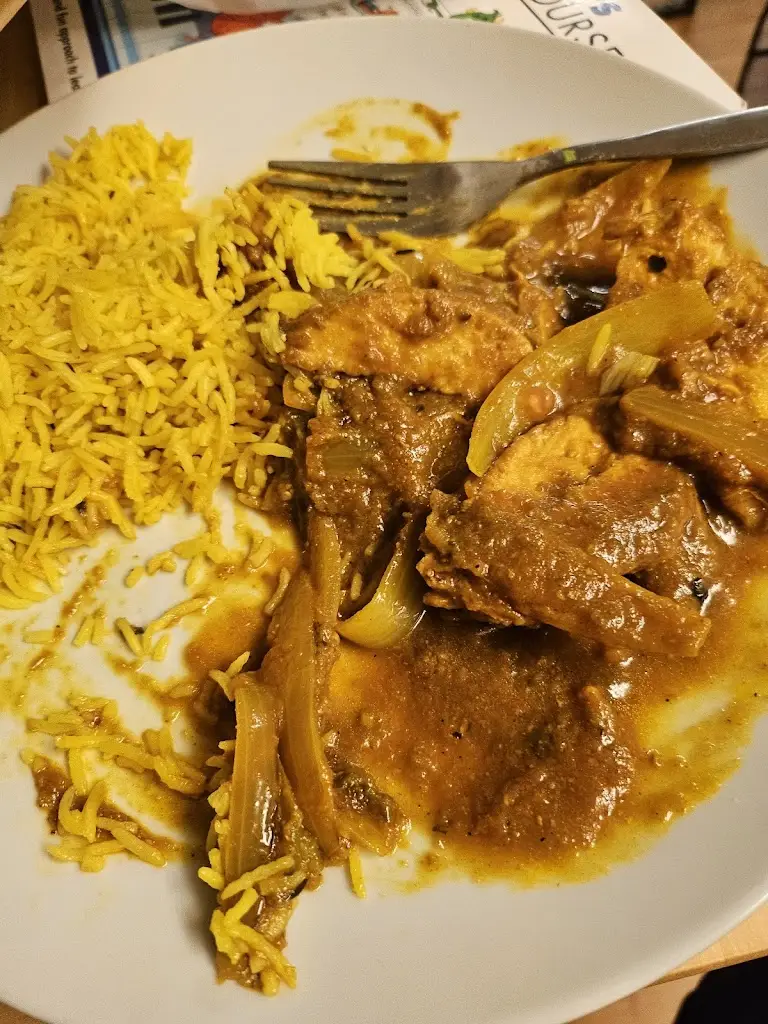 Josh Hale_MOES SPICE LTD_Newcastle Emlyn_review