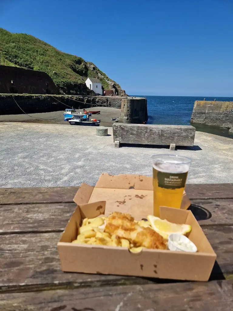 Menu_The Shed Fish & Chip Bistro_Pembrokeshire_image_8