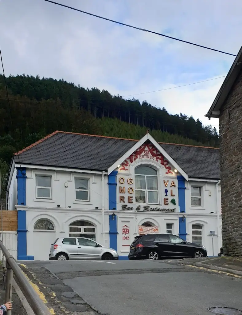 Pippa Hikins_Ogmore Vale Bar & Restaurant_Ogmore Vale_review