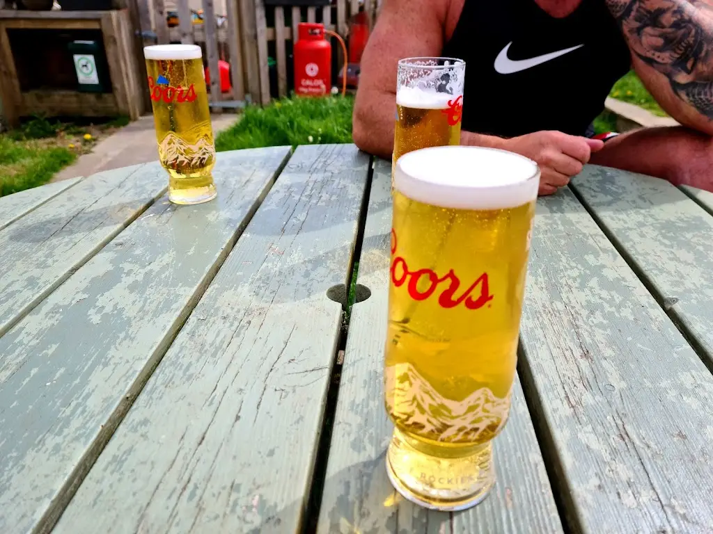 The Royal Oak Public House_Pen-clawdd_slider_image_3