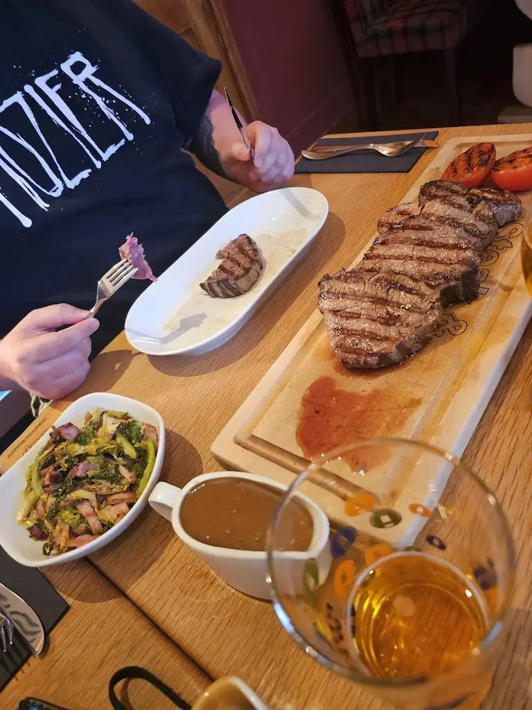 Menu_Steak and Stamp_Pencoed_image_7