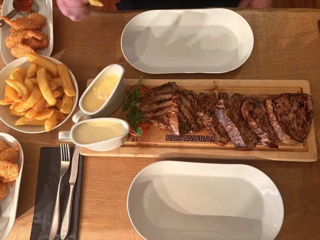 Nikki Webber_Steak and Stamp_Pencoed_review