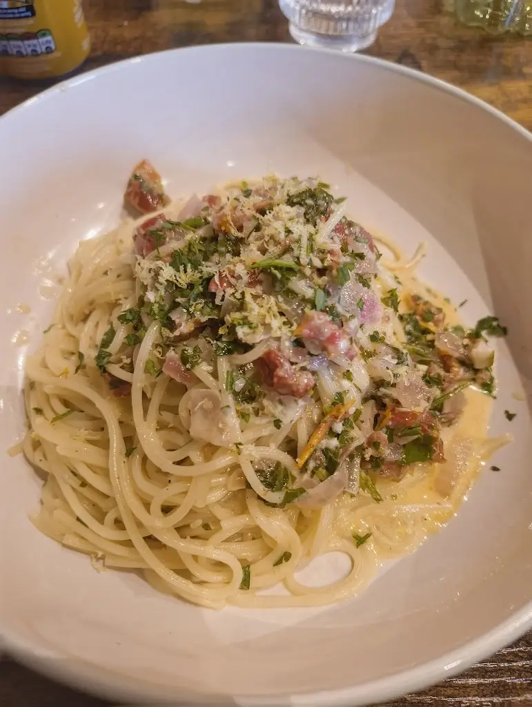 Sarah Bowdidge_SANNA_Pencoed_review