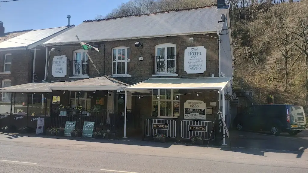 Sèamus Cameron_The New Tredegar Arms_New Tredegar_review