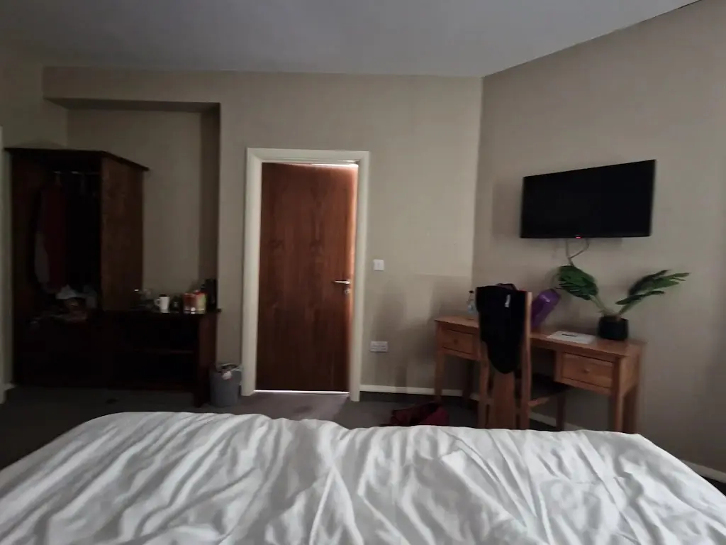 Tredegar Arms Hotel and Restaurant_New Tredegar_slider_image_2