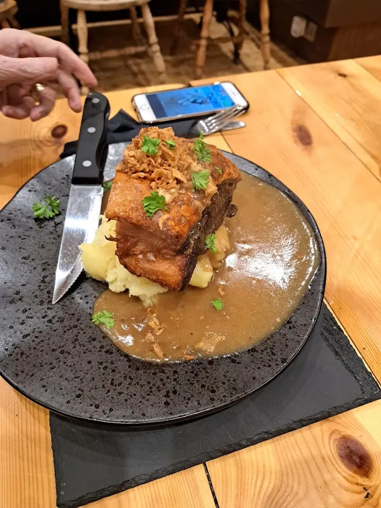 Menu_T_New Tredegar_image_4