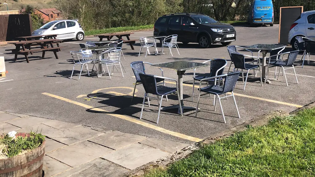 The Mountain Air_New Tredegar_slider_image_3