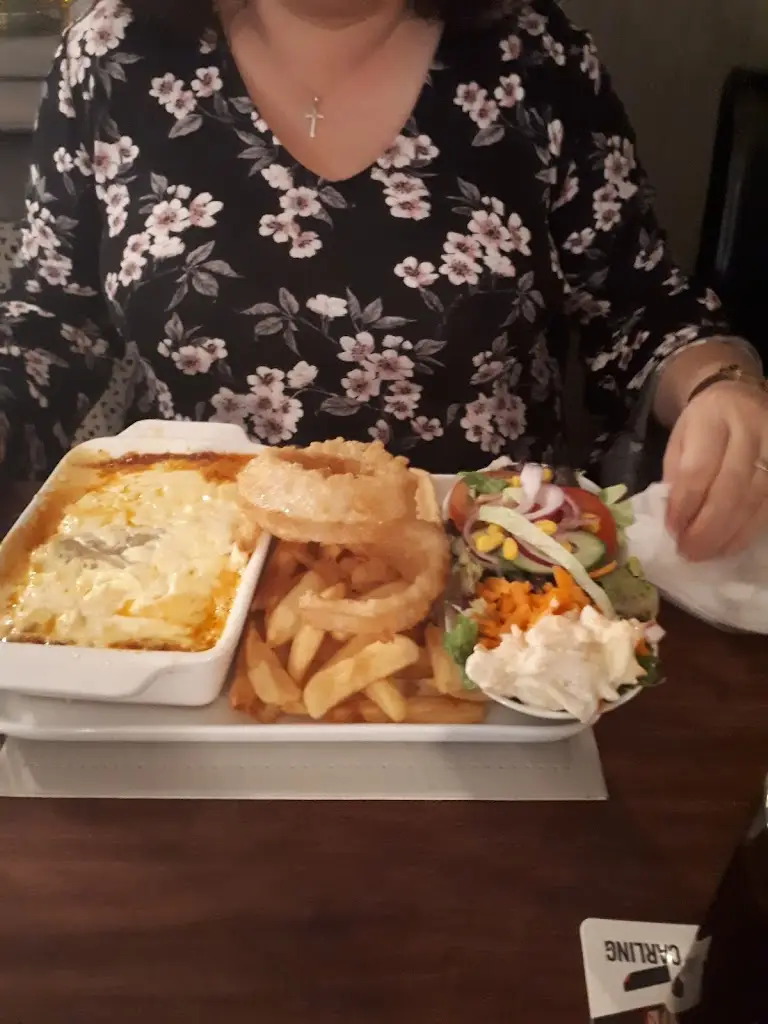 Menu_The Belle Vue Tredegar_New Tredegar_image_4