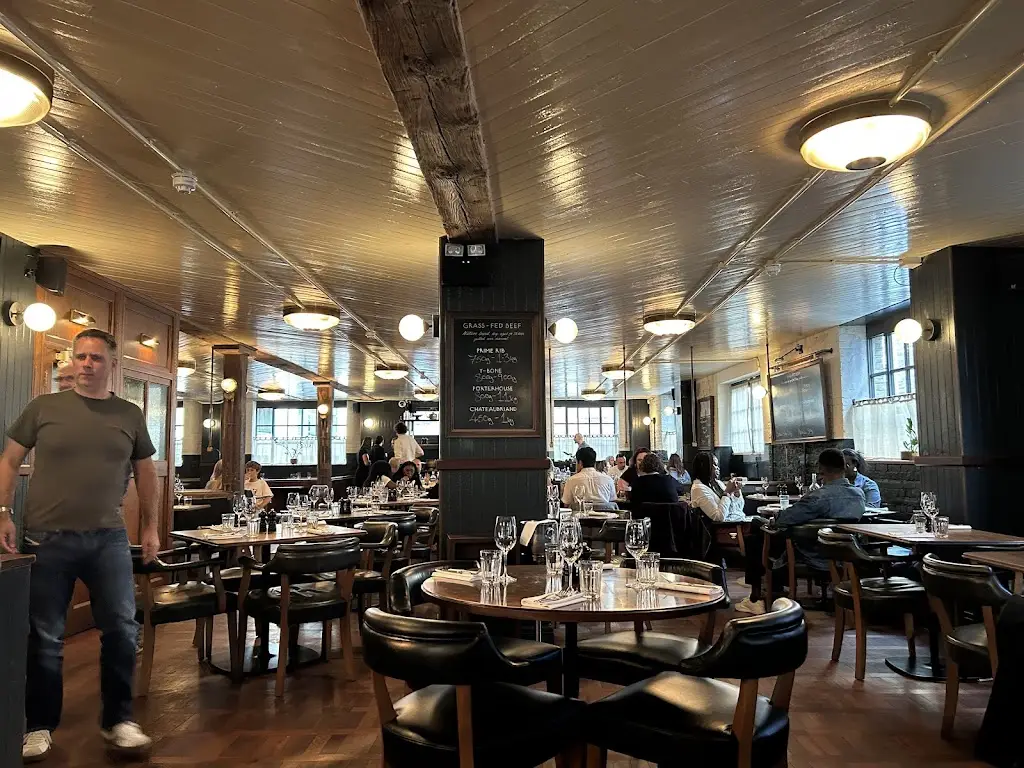 Dan Dougherty_Hawksmoor Borough_Merthyr Tydfil County Borough_recensione