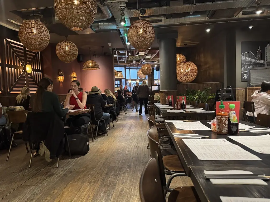 Pho London Bridge_Merthyr Tydfil County Borough_slider_image_3