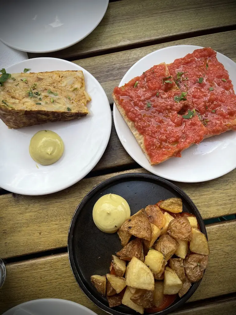 Chris A L_Tapas Brindisa London Bridge_Merthyr Tydfil County Borough_review