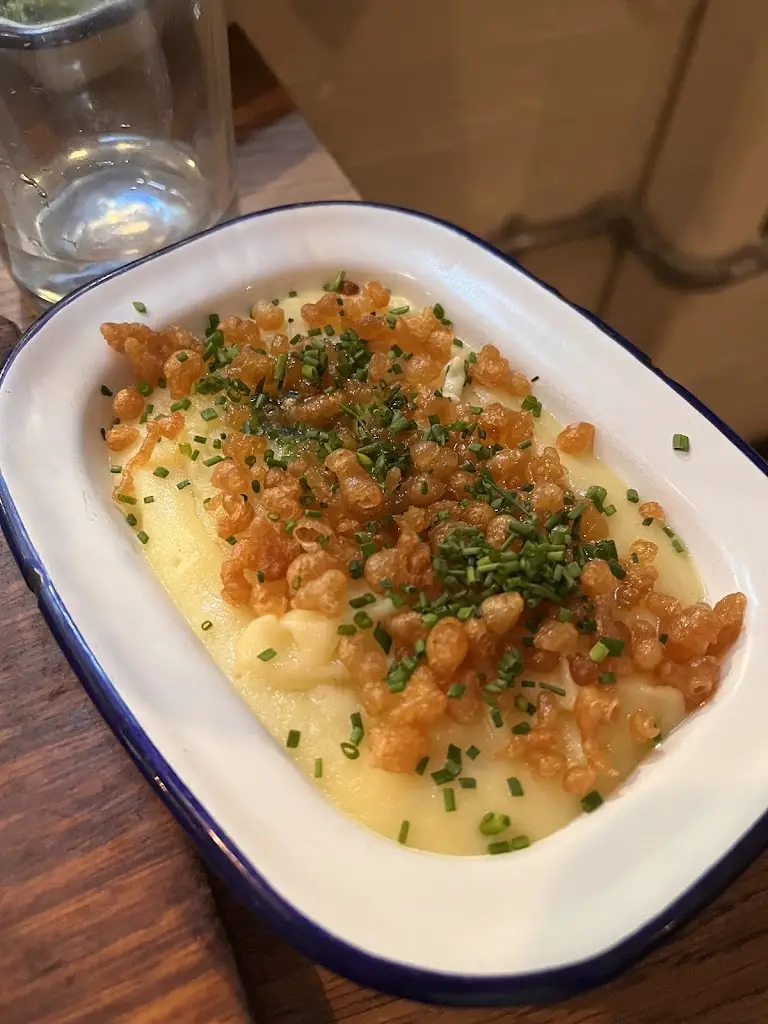 Menu_Flat Iron Borough_Merthyr Tydfil County Borough_image_9