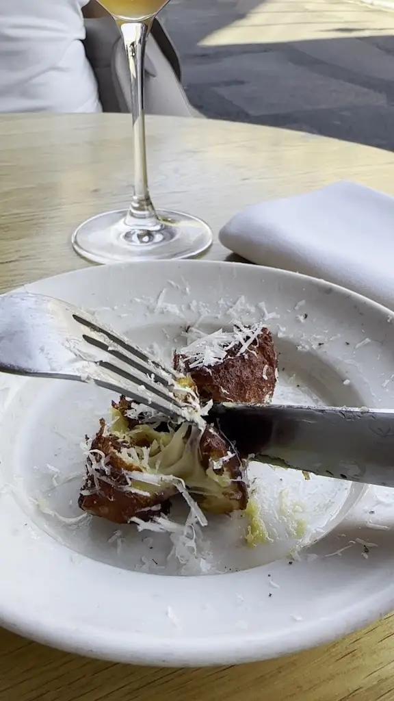 Elliot's - Borough Market_Merthyr Tydfil County Borough_slider_image_2