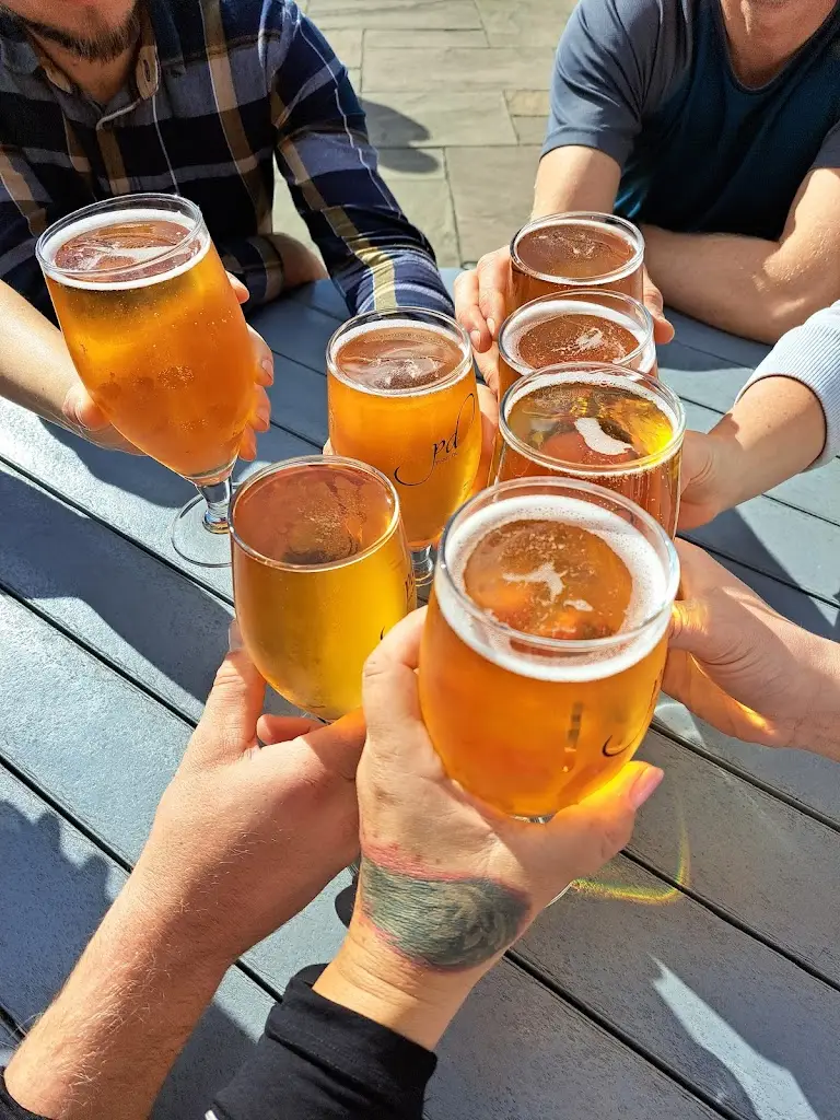 Menu_Pant Du Vineyard and Cafe_Penygroes_imagen_9