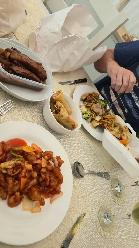 Dona Williams_Beijing House_Penygroes_review