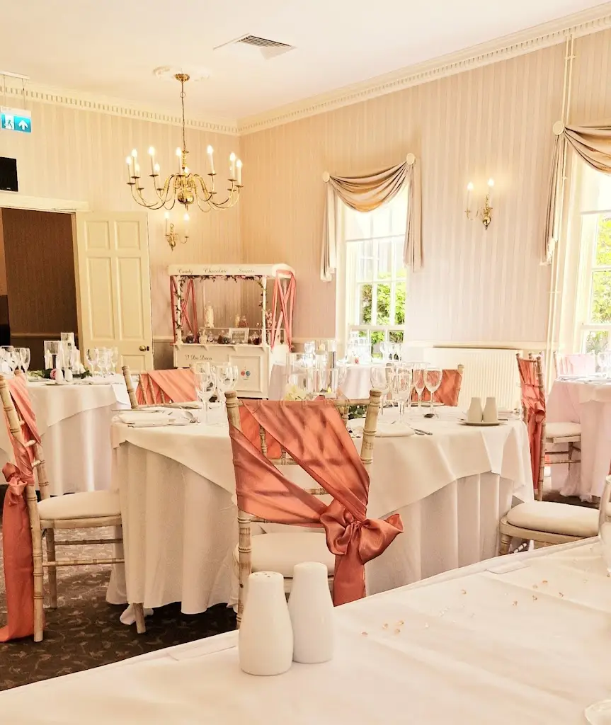 De Courcey's Restaurant_Pentyrch_slider_image_3