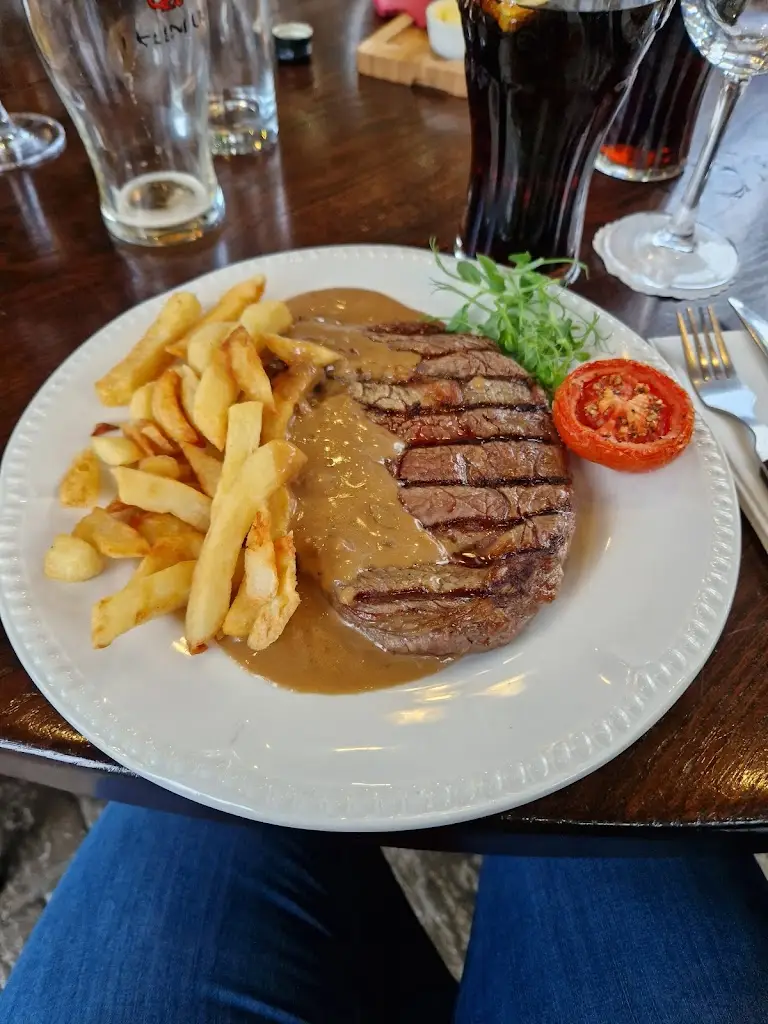 Caesars Arms_Pentyrch_slider_image_3