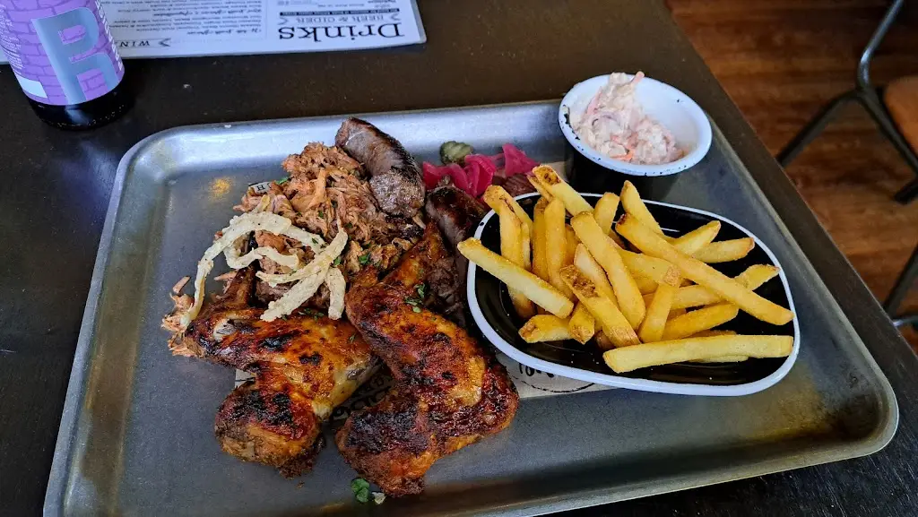 Smoke BBQ Kitchen_Bishops Stortford_slider_image_3