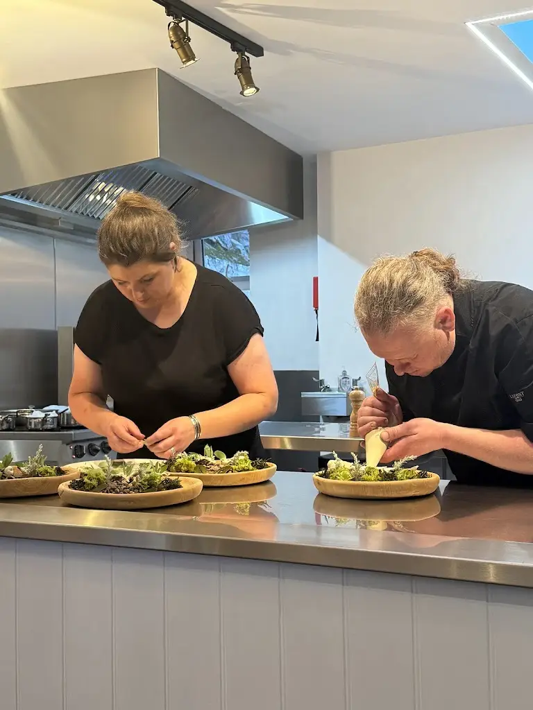 Mike Hewitt_Annwn_Narberth_review