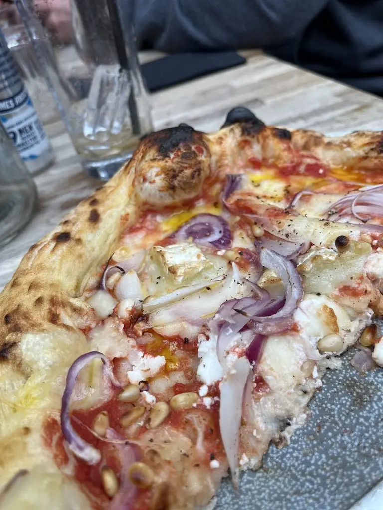 Elizabeth H_Top Joe's Townhouse & Pizzeria Narberth_Narberth_review