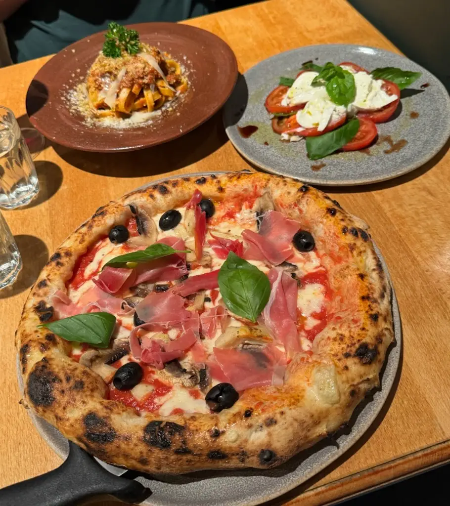 Top Joe's Townhouse & Pizzeria Narberth_Narberth_slider_image_3