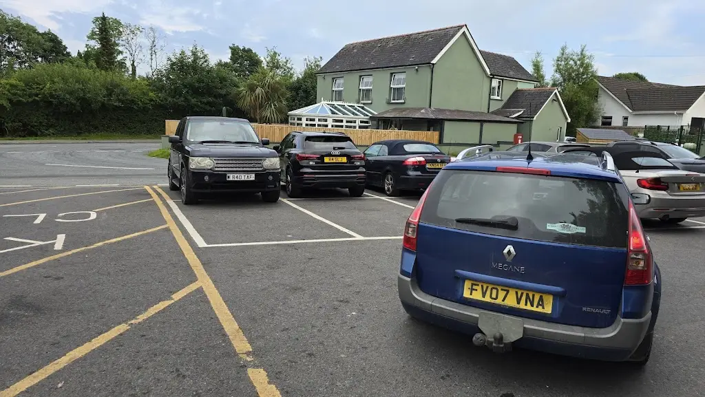 Gareth Lewis_The Boars Head_Narberth_review