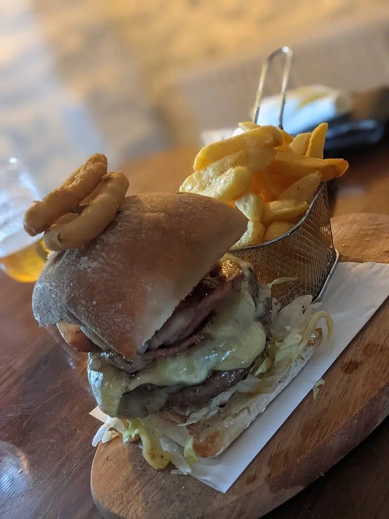 Menu_Dragon Inn_Narberth_image_5