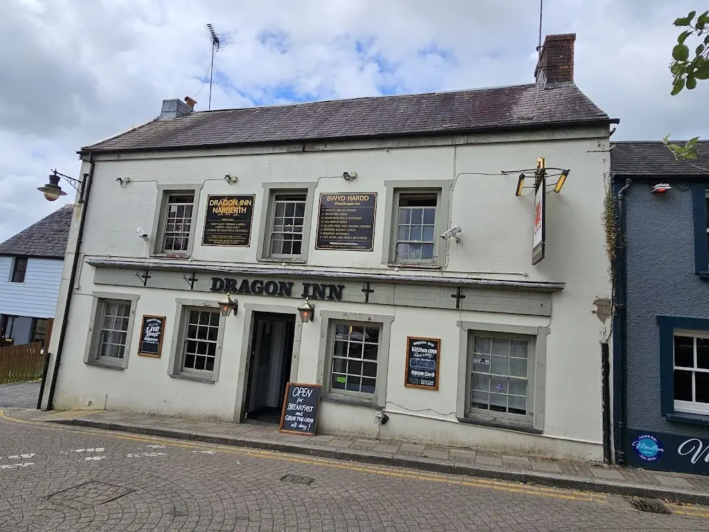 Dragon Inn_Narberth_slider_image_3