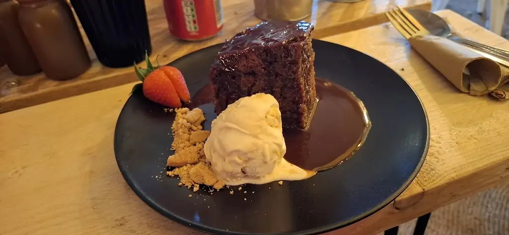 Bethany Hall-Newman_STOKED Restaurant_Narberth_reseña