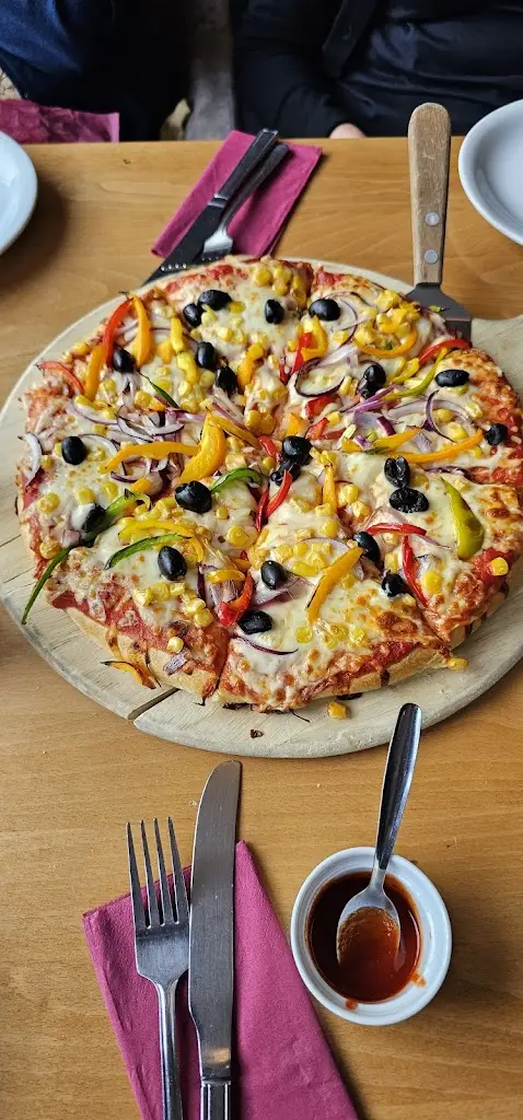 Shailesh Patel_Get Stuffed Pizza Co_Narberth_review
